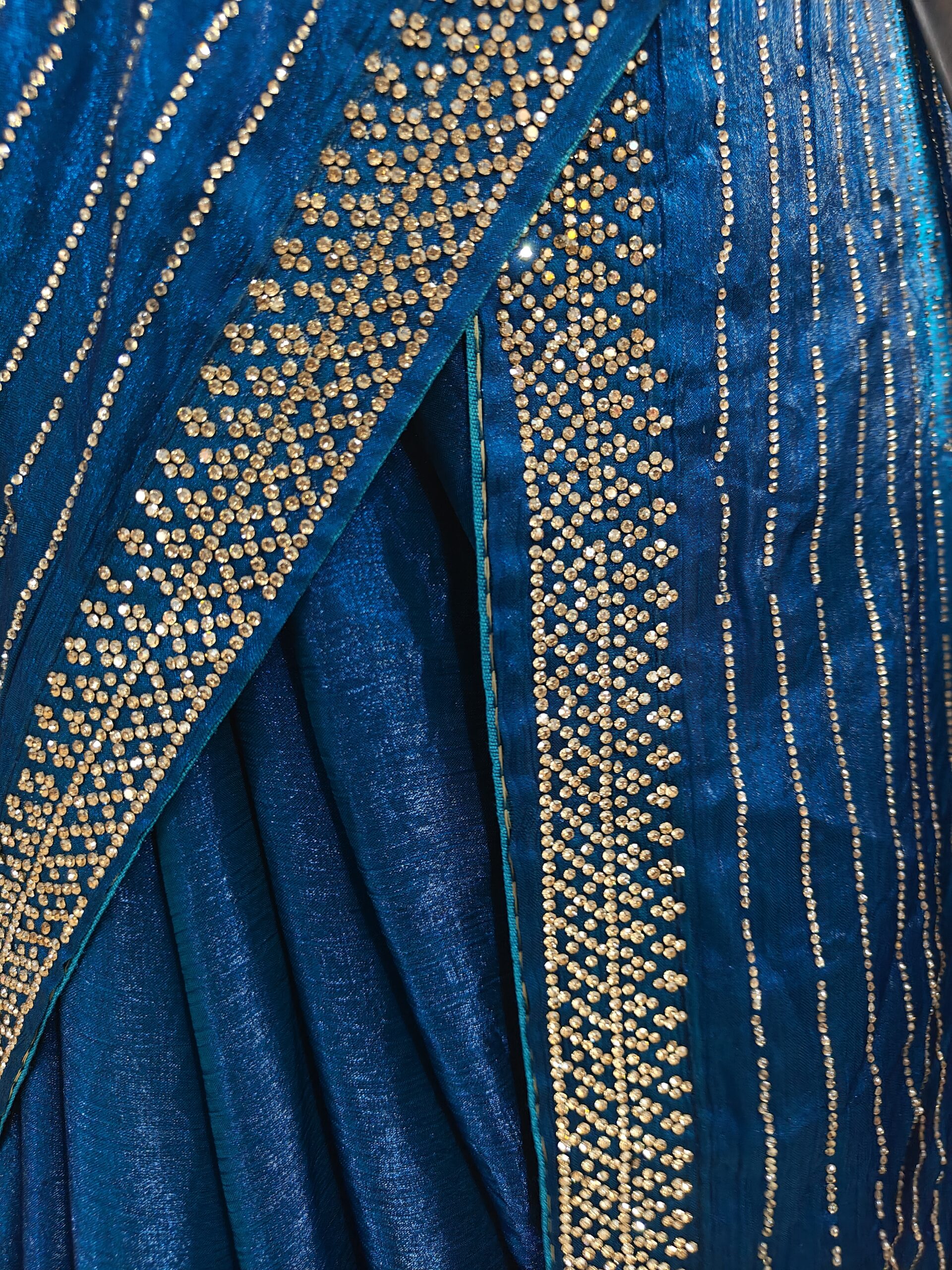 Handcrafted Stone Work Designer Saree with Premium Crystal Embellishments - Image 3
