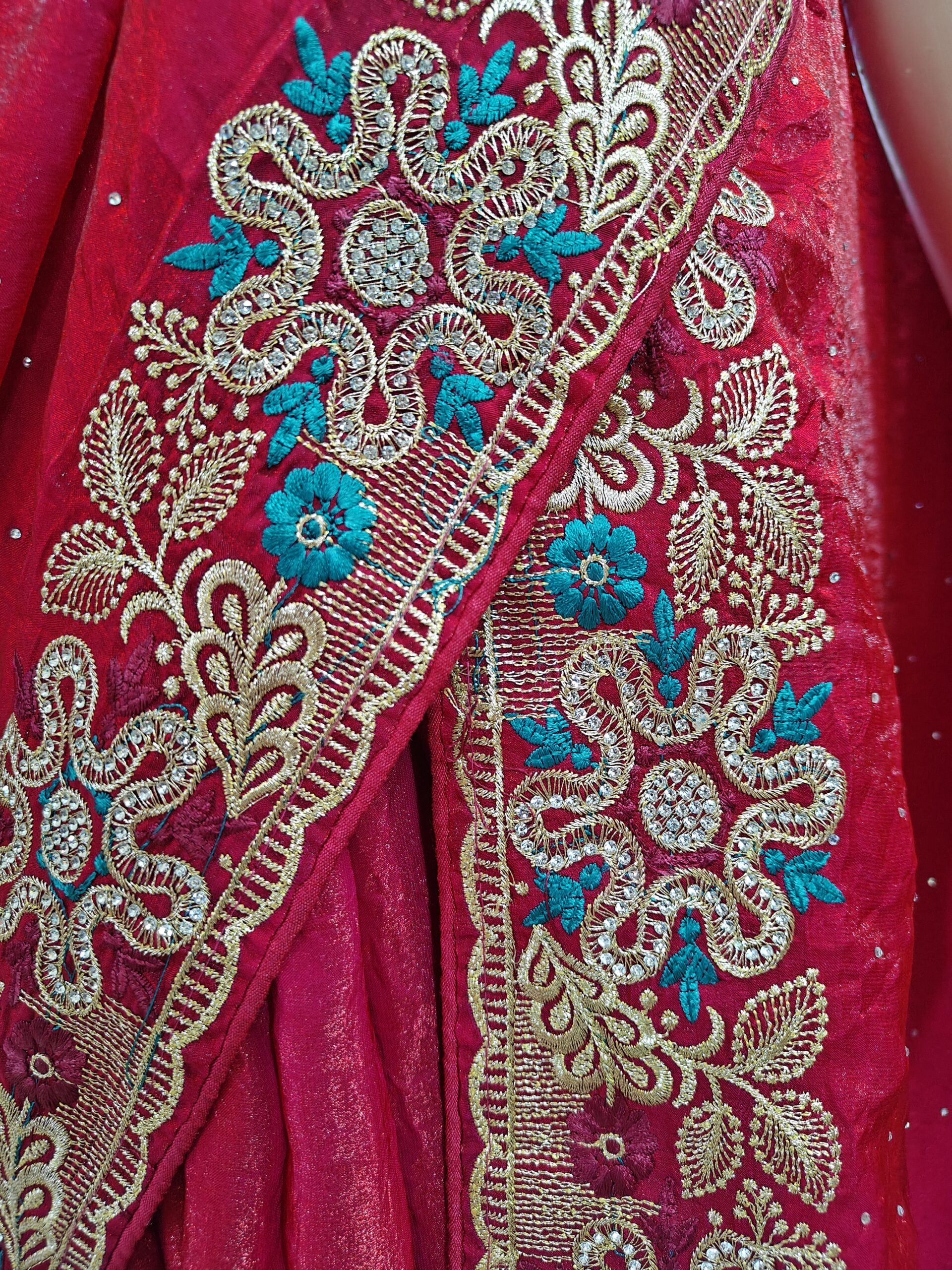 Rani Pink Fendy Fabric Saree with Heavy Zari, Resham Thread & Stone Work Border | Designer Party Wear, Wedding & Festive Saree for Women - Image 2