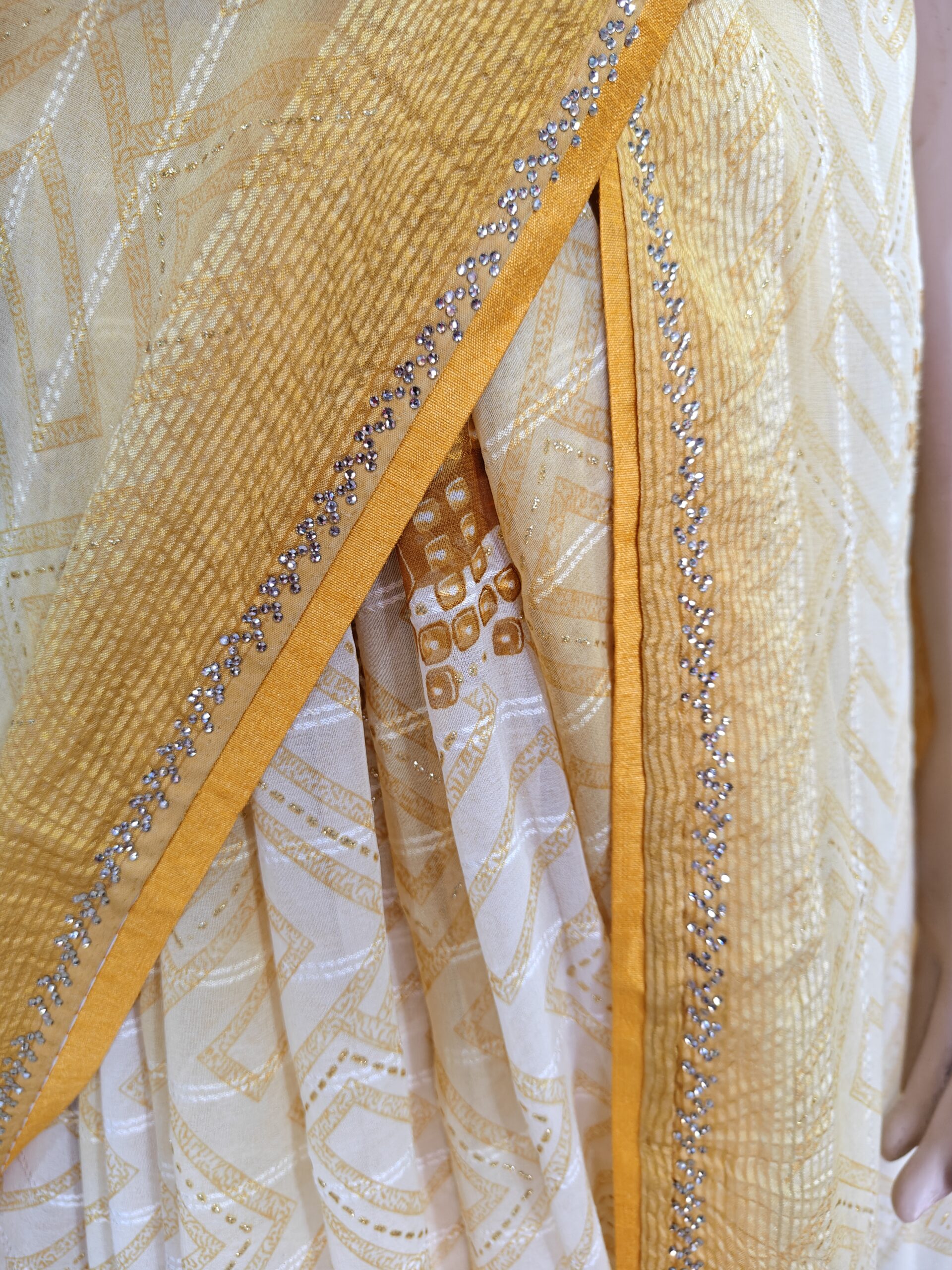 Beautiful Cream & Mustard Atlas Saree | Silver Stone Work | Geometric Print | Lightweight Party Wear Saree - Image 3