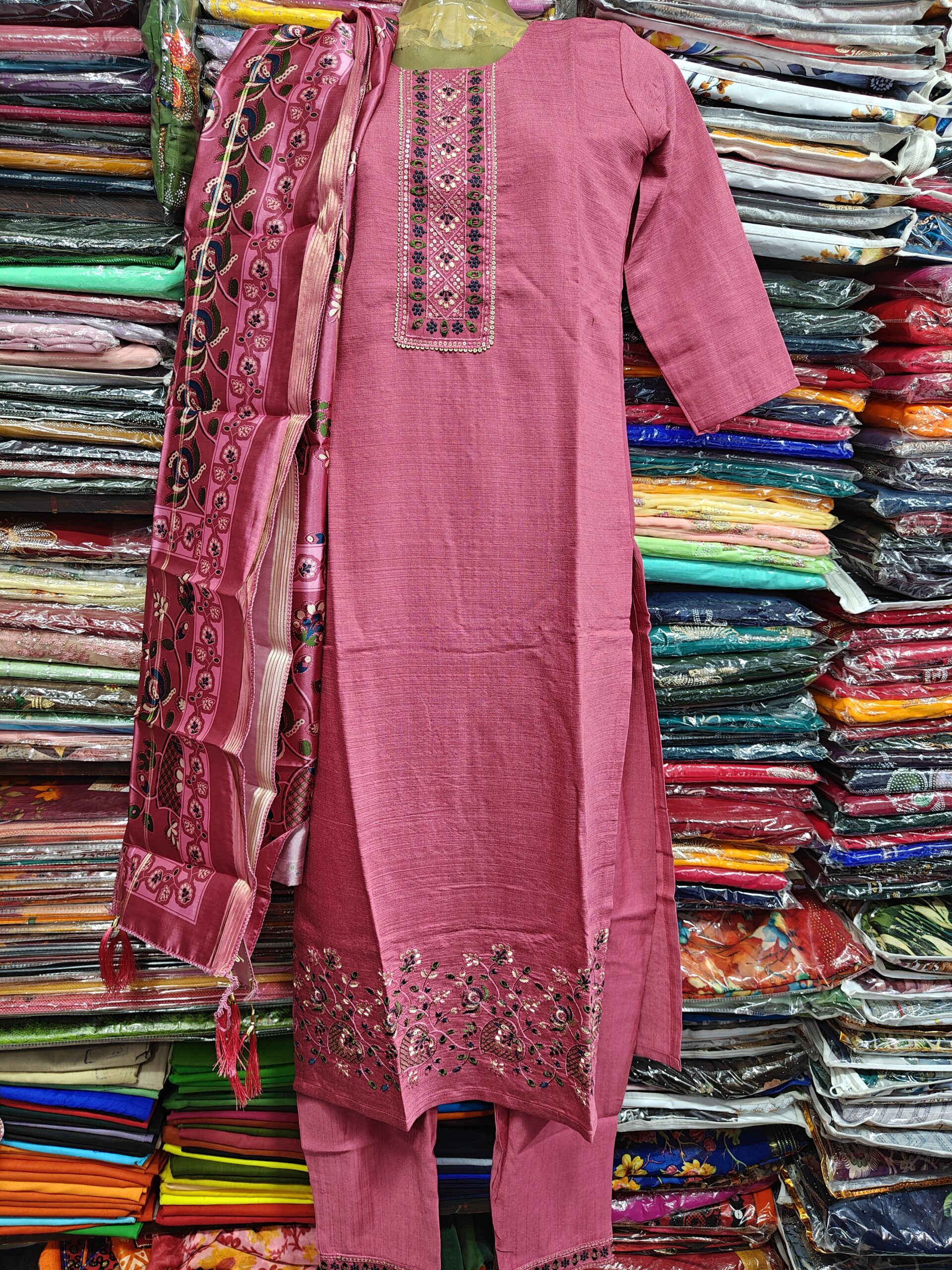 Rani Pink Embroidered Kurti Pant Dupatta Set | Elegant Ethnic Wear for Women - Image 2