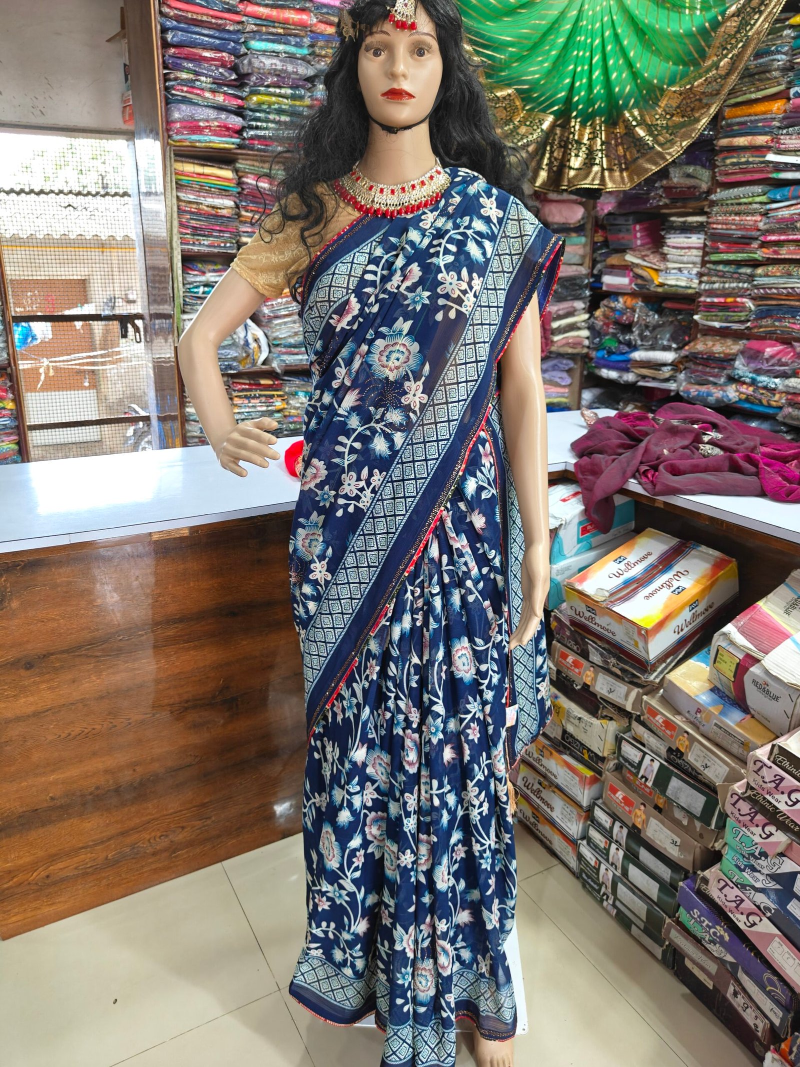 Navy Blue Floral Printed Saree for Women | Soft Georgette Printed Saree with Designer Border | Elegant Daily & Party Wear Saree - Image 5